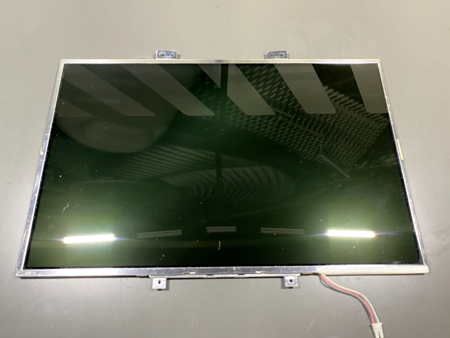 Schermo Display 15.4 B154EW02 V.7