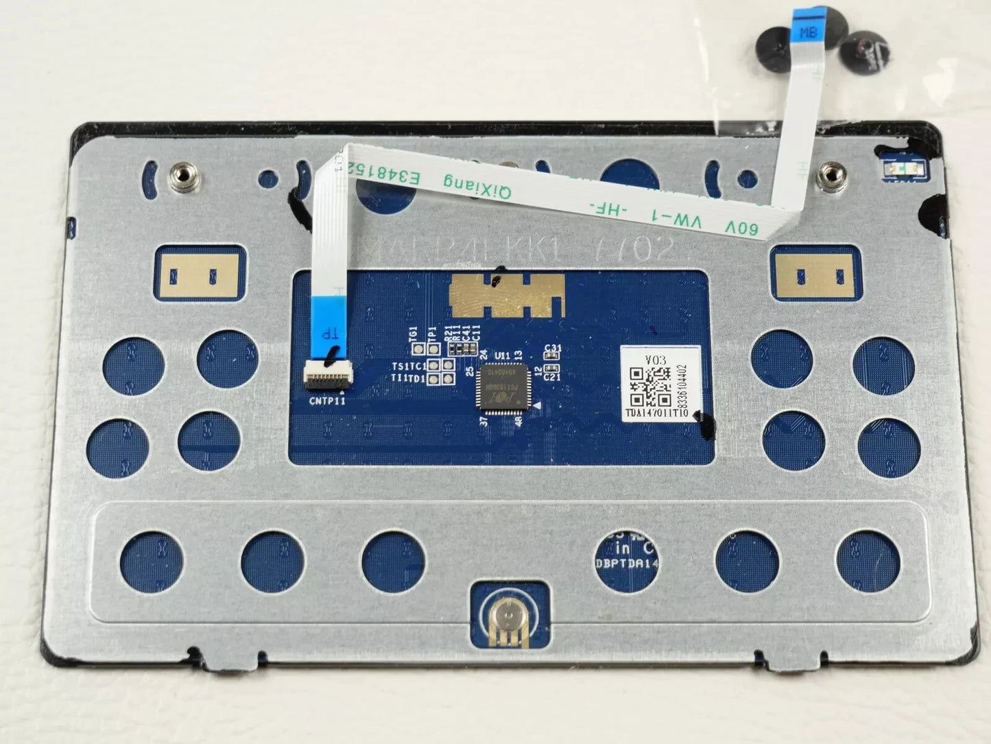 PCSpecialist PF5MN2G Touchpad MMAR4FKK1-7702 TDA147011T01