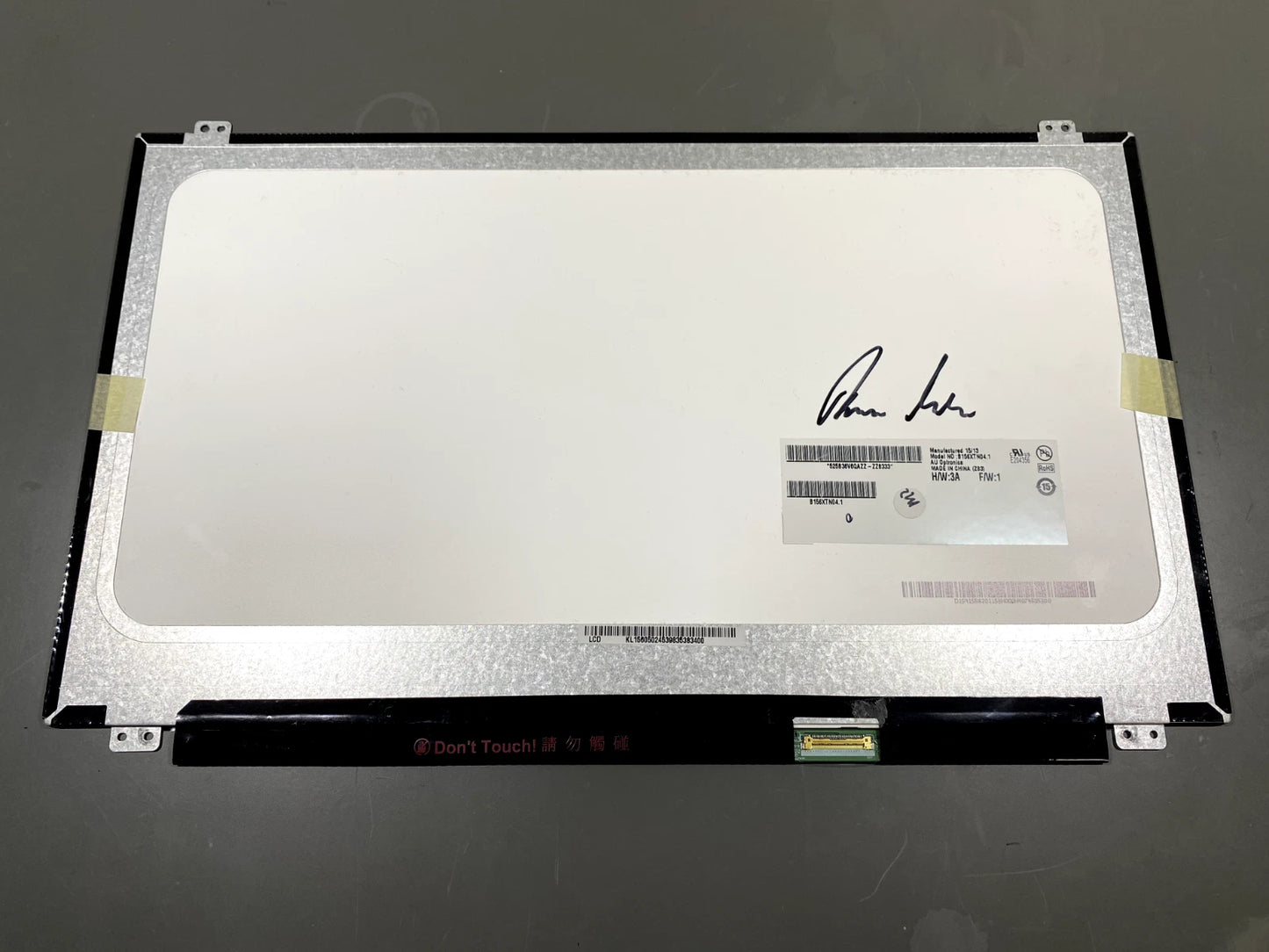 Display LCD Schermo 15,6 LED compatibile con B156XTN04.1 connettore 30 pin